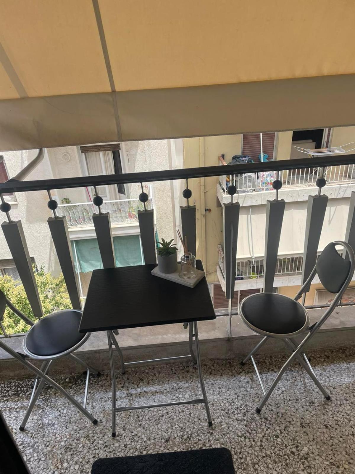 Mela'S Apartment Athens Exterior photo